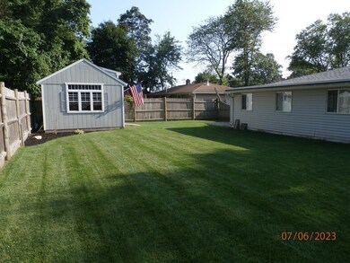 27 Connell Ave, Brockton, MA 02302 - photo 4