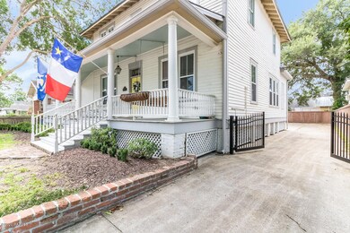 1104 St. John-25