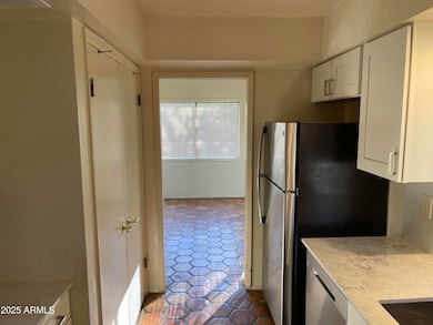 1927 E Linger Ln, Phoenix, AZ 85020 - photo 3