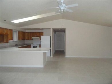 67 Penacook St, Concord, NH 03301 - photo 2