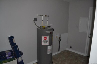 5812 Huntingcreek Dr, North Chesterfield, VA 23237 - photo 5