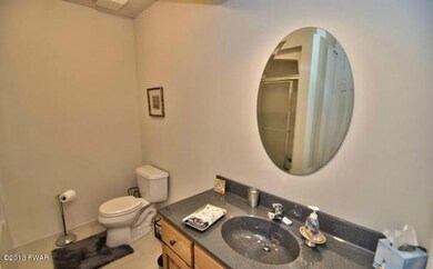 208 White Oak Dr, Olyphant, PA 18447 - photo 5