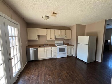 4211 Quail Ridge Ct, Granbury, TX 76049 - photo 4