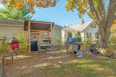 308 Nichols Rd, Monona, WI 53716 - photo 5