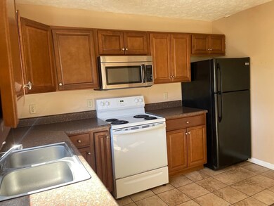 605 Sapphire Ln, Beckley, WV 25801 - photo 6