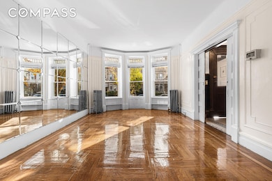 297 Lefferts Ave unit 1, Brooklyn, NY 11225 - photo 4