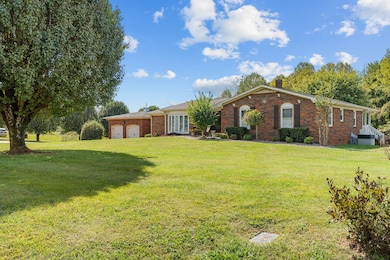 1744 Carthage Rd, Red Boiling Springs, TN 37150 - photo 5