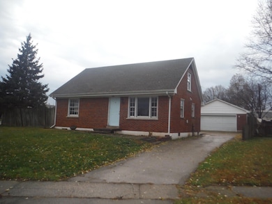 1725 1725 Foxborough Cir, Lexington, KY 40505 - photo 2