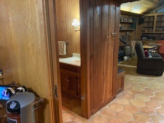 1614 Huge Oaks St, Houston, TX 77055 - photo 6