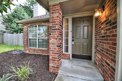 1309 W Twin Oaks St, Broken Arrow, OK 74011 - photo 2