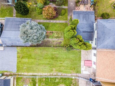 EASY CARE TOTALLY LEVEL BACKYARD OFFERS ROOM FOR G