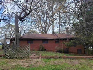 702 Red Oak Dr, Siler City, NC 27344 - photo 7