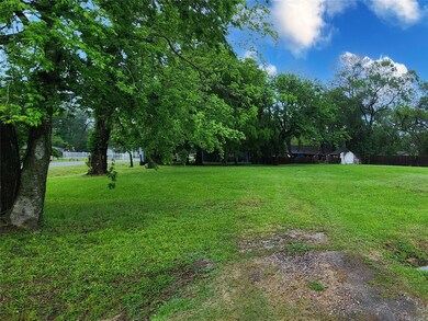 9205 Spaulding St, Houston, TX 77016 - photo 7