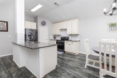 2807 Hawthorne Ln, McKinney, TX 75071 - photo 6