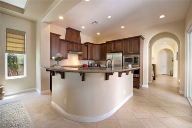 Island/breakfast bar