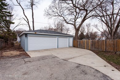 524 N Randall Rd, Aurora, IL 60506 - photo 3