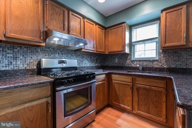 233 Strawbridge Ln, Mullica Hill, NJ 08062 - photo 2