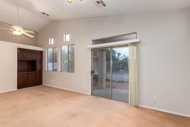 Vaulted ceilings and ceiling fans.