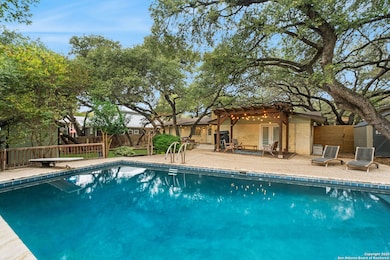 10922 Whispering Wind St, San Antonio, TX 78230 - photo 4