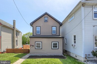 712 State St, Lemoyne, PA 17043 - photo 2
