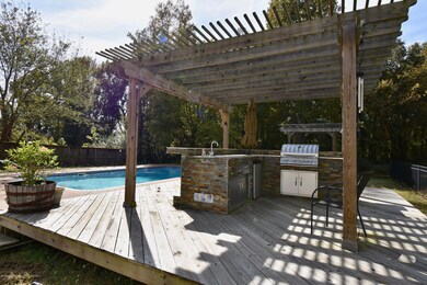 Outdoor kitchen