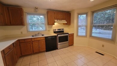 37 Crafts St, Newton, MA 02458 - photo 6