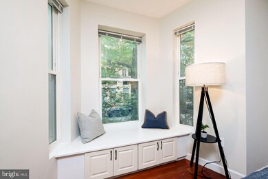 1134 25th St NW unit B, Washington, DC 20037 - photo 2
