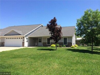 Twin Home - Manicured Setting