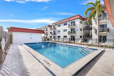 1610 Middle Gulf Dr unit B3, Sanibel, FL 33957 - photo 2