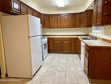2303 Eureka St unit 4, Anchorage, AK 99503 - photo 3