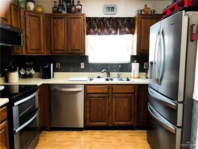 318 Rebecca Dr, Alamo, TX 78516 - photo 6