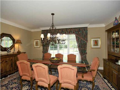 Formal Dining