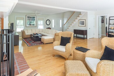 Living Area 3 (1 of 1)