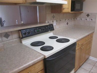 14404 E Colorado Dr unit 101, Aurora, CO 80012 - photo 6