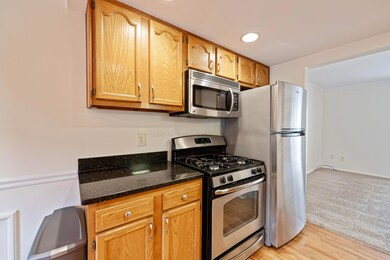 2583 Olde Hill Ct N unit C2583, Columbus, OH 43221 - photo 7