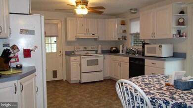 12496 Bristow Rd, Nokesville, VA 20181 - photo 6