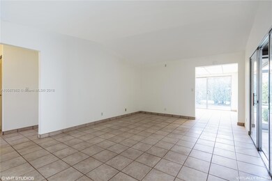 Light and bright living Room with vaulted ceilings