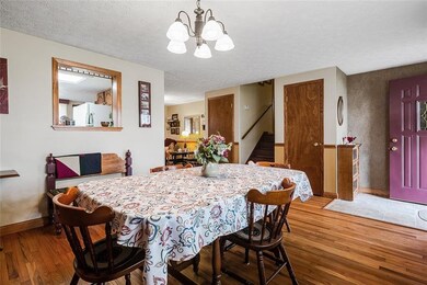 3450 Marilyn St, Columbus, IN 47203 - photo 6