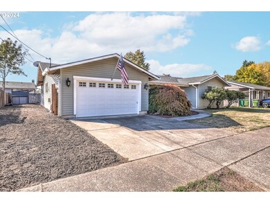 200 W 9th St, Newberg, OR 97132 - photo 4