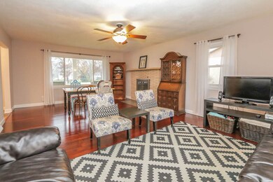 5126 Hill Top Rd, Fitchburg, WI 53711 - photo 2