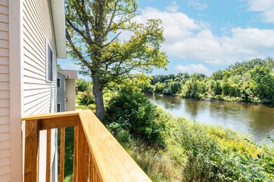 717 Tioga Park Dr unit 717, Big Rapids, MI 49307 - photo 5