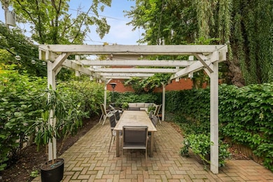 930 Harvard Ct, Highland Park, IL 60035 - photo 3