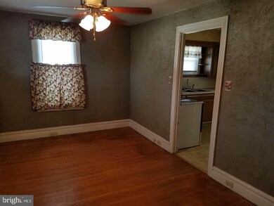 122 S 5th St, Lemoyne, PA 17043 - photo 5