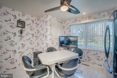 38 Englefield Square, Owings Mills, MD 21117 - photo 5