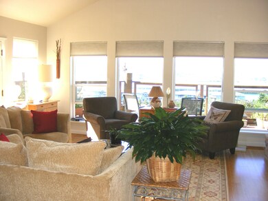 Living Rm