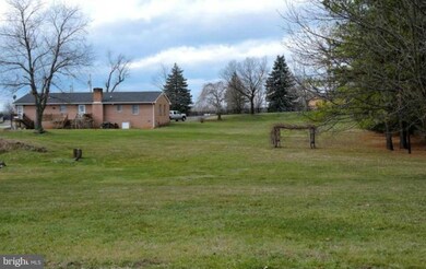 428 Russell Rd, Berryville, VA 22611 - photo 4