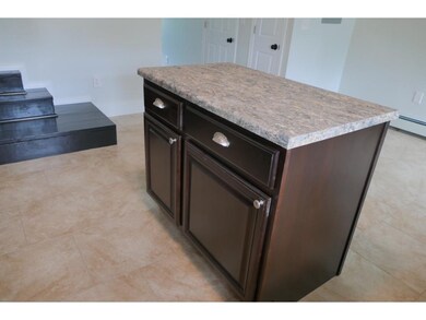 25 Broad St, Nashua, NH 03064 - photo 7