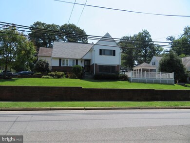 6033 Mustang Dr, Riverdale, MD 20737 - photo 5