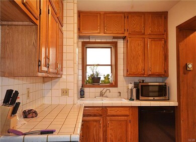 847 N 18th St, Allentown, PA 18104 - photo 7