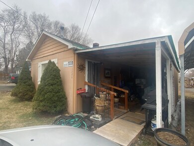 1226 Kane St, Klamath Falls, OR 97603 - photo 4